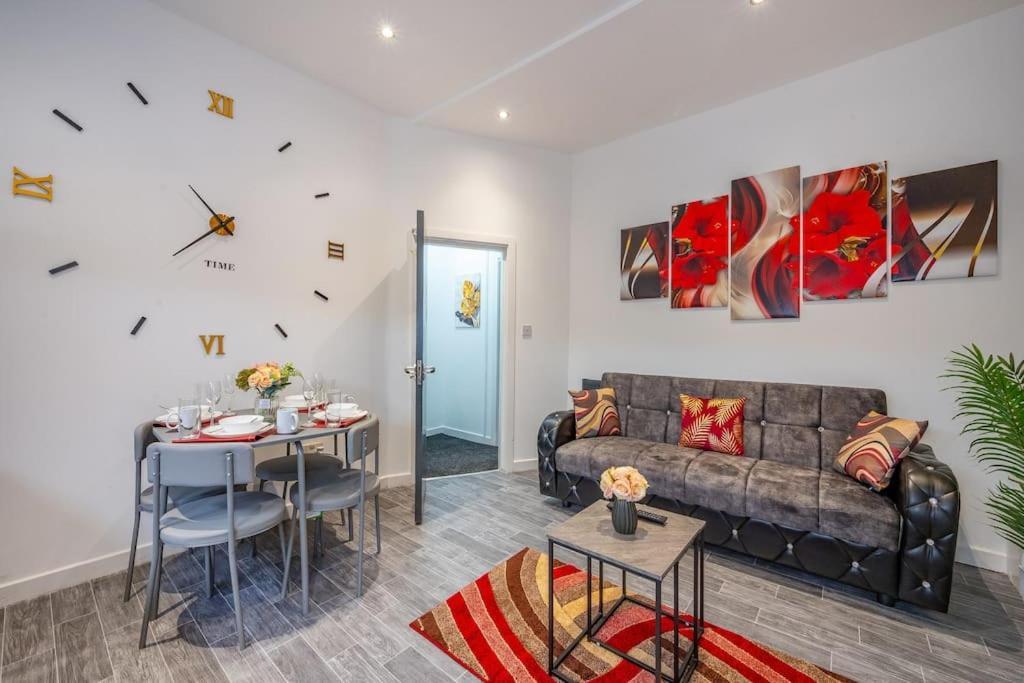 *Fl1K* For Your Most Relaxed & Cosy Stay + Free Parking + Free Fast Wifi Leeds  Exteriör bild