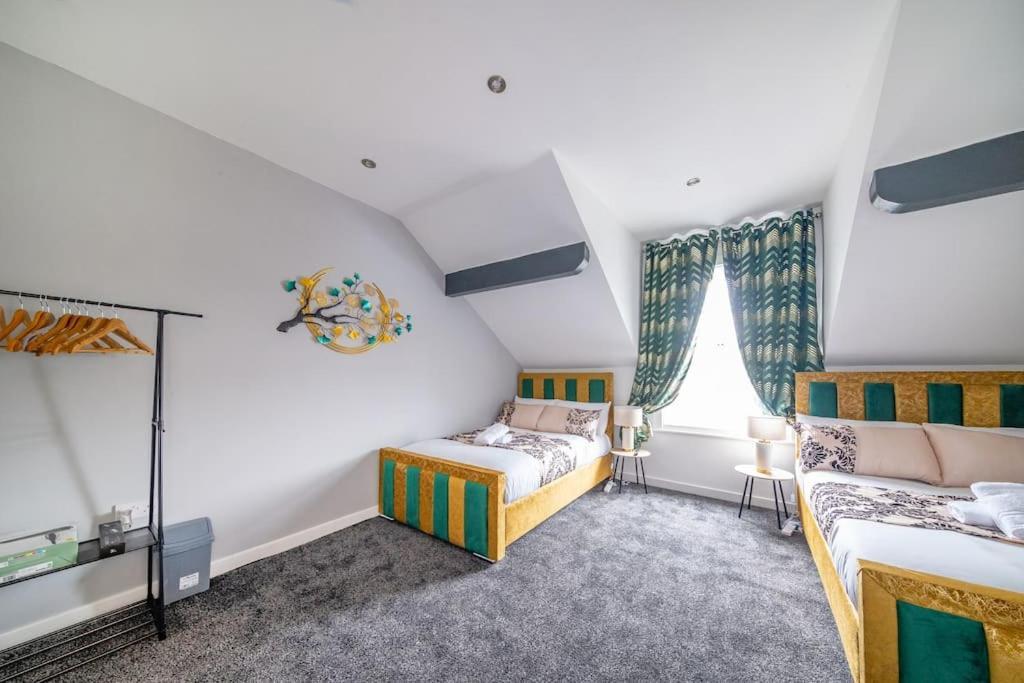 *Fl1K* For Your Most Relaxed & Cosy Stay + Free Parking + Free Fast Wifi Leeds  Exteriör bild